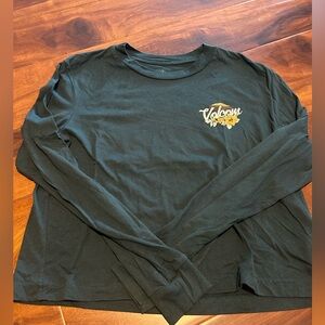 Volcolm long sleeved top.. EUC.. Size S